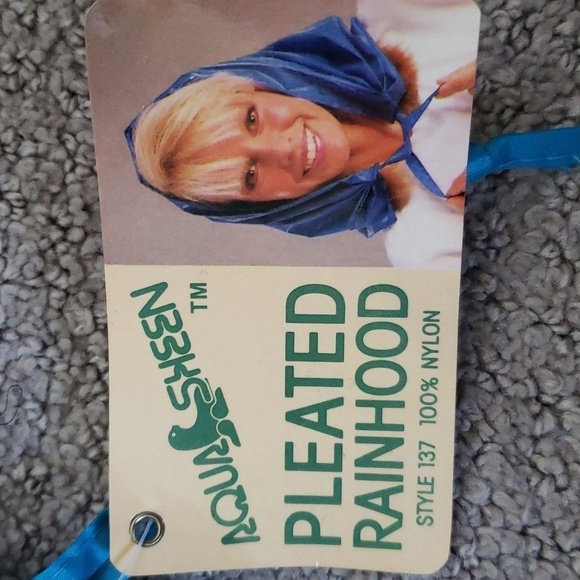 Vintage aquasheen pleated rainhood blue 100% nylon - Picture 6 of 6